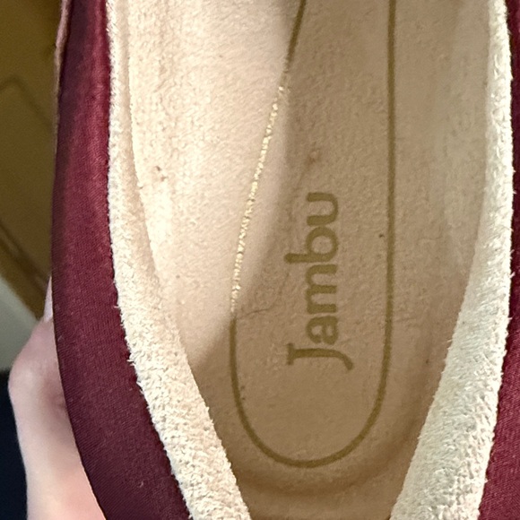 Jambu Women's Maroon Flats - Picture 3 of 4